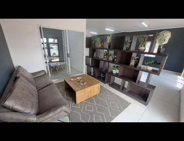 83M² OFFICE TO LET IN RICHARDS BAY CENTRAL